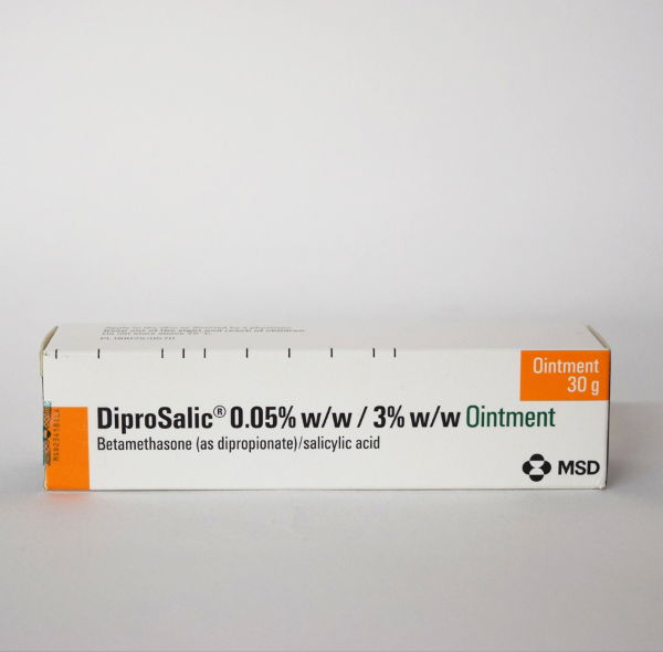 0044735-Diprosalic Oint 30g